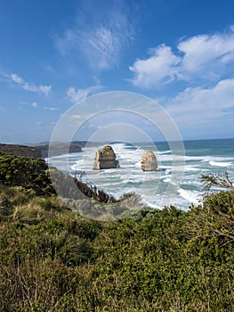 TWELVE APOSTLES - GREAT OCEAN ROAD, AUSTRALIA