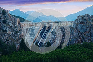 Twilight view of dam at Barrios de Luna