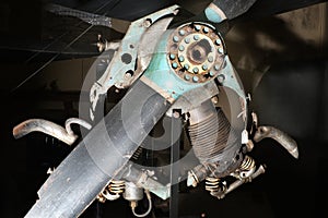 Twin cylinder early aircraft engine.