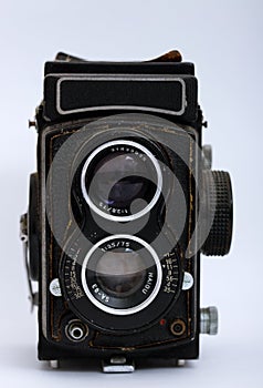 Twin-Lens Reflex Cameras