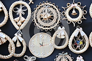 Twisted straw crafts