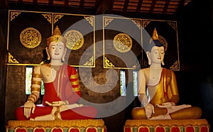 Two buddhas at Wat Chedi Luang Complex