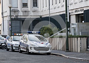 Two french police img