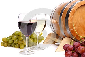 Two glasses of wine, barrel and grape