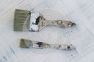 Used paint brushes