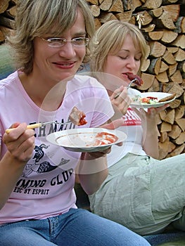 Two women eating