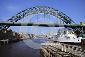 Tyne Bridge & Pink Bus