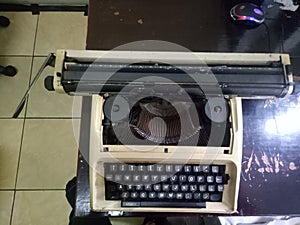 Typewriter computer keyboard multimedia elektronik photo