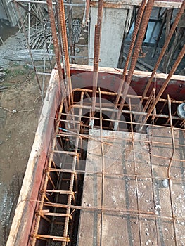 Typical column beam junction at corner of a building slab work