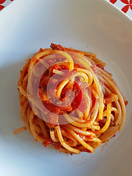 Typical Italian recipe. Speghetti with tomato