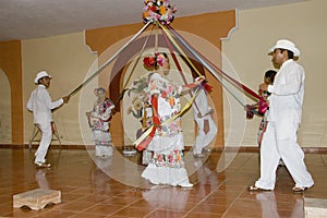 Typical Mexican dancers