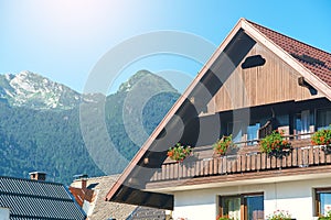Typický malé malebný zařízení poskytující ubytovací služby v slovinsko alpy 