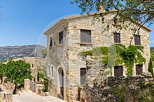 Typical spanish house in the historic mountain village of Siurana