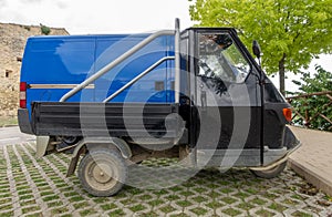 typical vehicle transporter in Italy