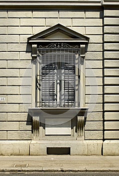 Typical window from Florentine architecture. Florence, Italy