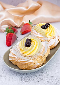 typical zeppola di san giuseppe