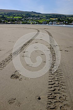 Tyre tracks in the sand