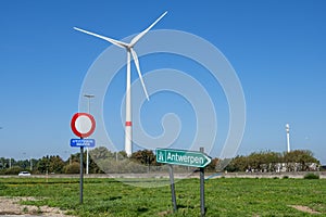 Uitgezonderd diensten or excluding services, a traffic sign on the Netherlands highway