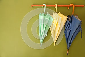 Umbrella hang on hanger