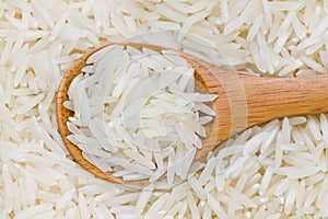 Uncooked long grain rice