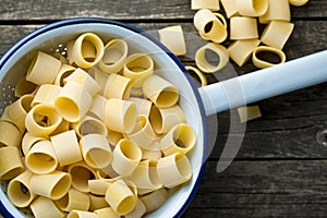 Uncooked pasta calamarata