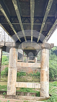 Under a bridge with a span of 350 meters
