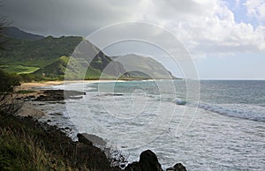 Under clouds in Kaena Point SP