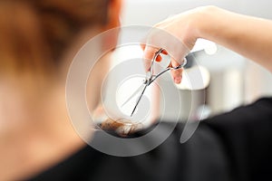 Undercutting the split ends of hair