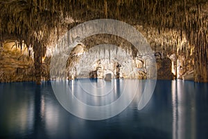 Underground lake in Dragon cave Cuevas del Drach, Porto Cristo, Mallorca, Spain