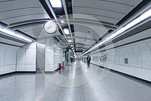 Underground passage of subway station