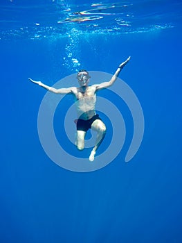 Underwater meditation