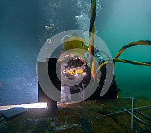 Underwater welding in deep ocean depths