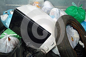 Undifferentiated waste disposal of tires and appliances