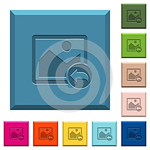 Undo image changes engraved icons on edged square buttons