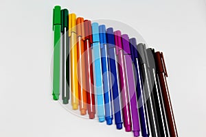 Une collection de crayons colorÃ©s