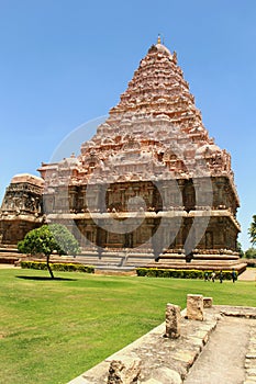 Unfinished and ruined temple halls in front of the main tower in the Brihadisvara Temple in Gangaikonda Cholapuram, india.