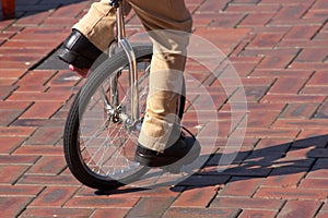 UniCycle