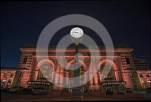 Union station,Kansas city,buildings,night