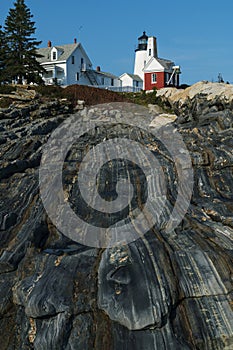 Unique Metamorphic Rock Formations Lead to Maine Lighthouse