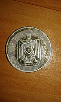 united arab emirates national symbol on their coin