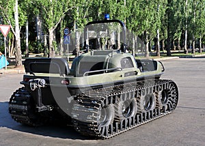 Universal amphibious all-terrain vehicle