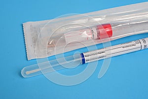 Universal Transport Medium for Viruses, Chlamydia, Mycoplasma and Ureaplasma and swab for nasopharyngeal sample collection