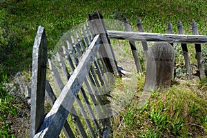 Unknown Headstone Grave Marker