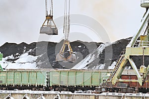 Unloading of coal from railway wagons.