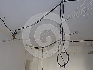 Unorganised wires on a building site