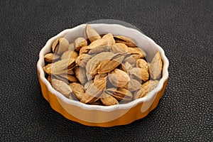 Unpeeled Almonds nuts