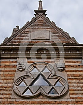 Unusual Triangular Lodge House