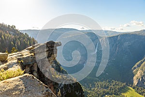 Upper and Lower Yosemite Falls in Yosemite Nationalpark - View from Glacier View Point - California, USA