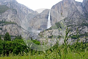 Upper and lower yosemite falls, Yosemite National Park