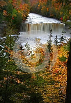 Upper Tahquamenon falls